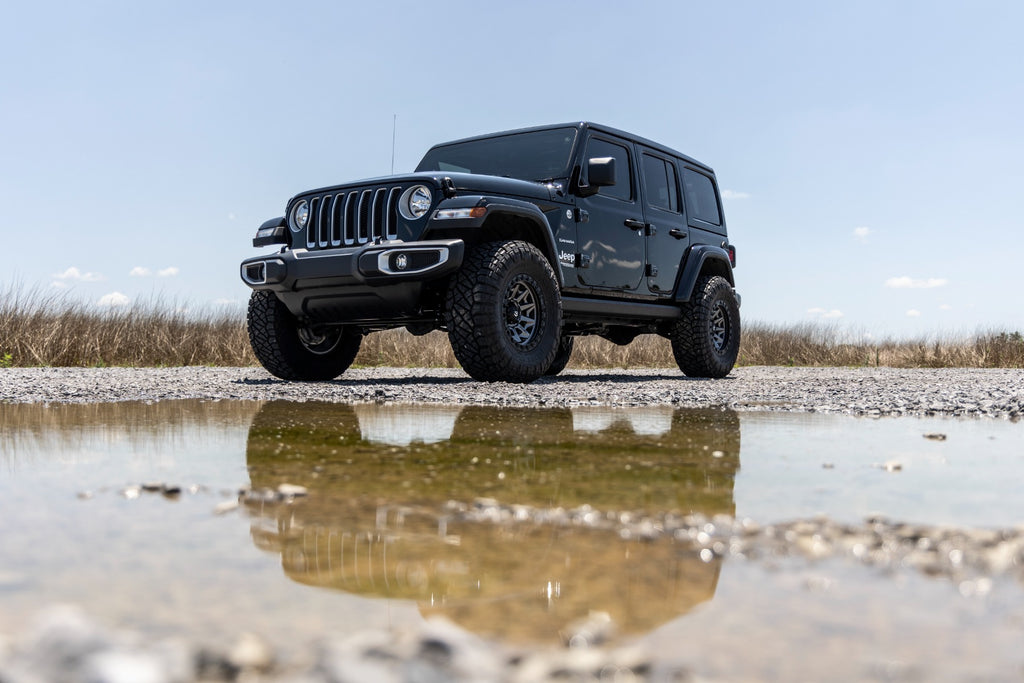 2.5 Inch Lift Kit | Coils | M1 | Jeep Wrangler Unlimited 4WD (2024-2025)